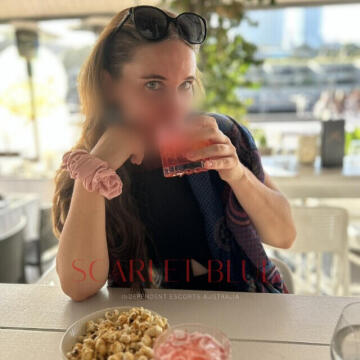 Selfie Pics from Bella Banks - Private Escort Sydney